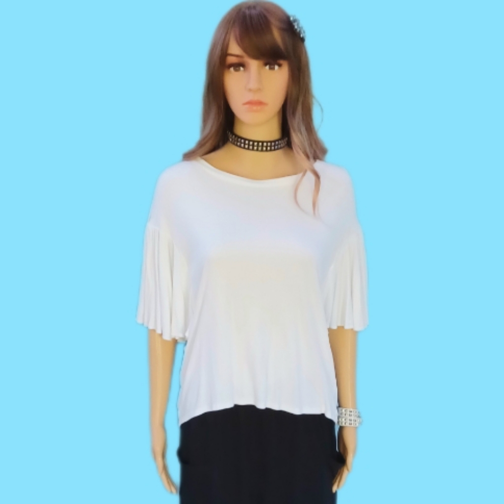 GAP M ruffle sleeve cotton top